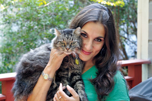 Maya Gupta with Biskie - photo