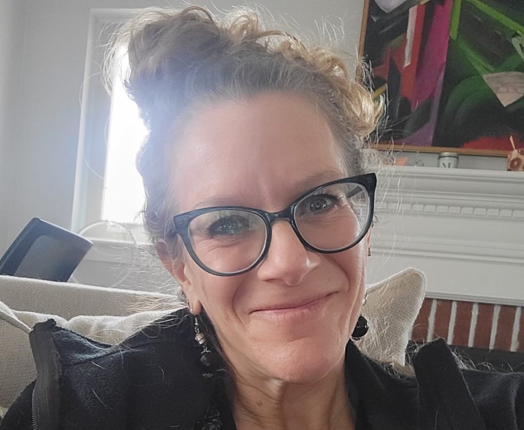 Carrie Apfel